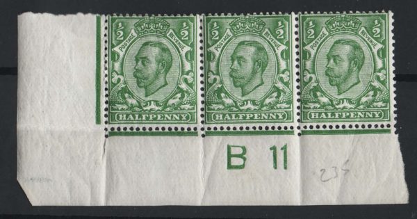 GB 1911 ½d die 2 wmk crown sg339 B11 corner strip of 3 mint perf type 2, left margin reinforced c£50