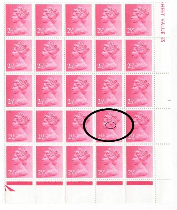 GB 1975 Machin 2½p 2B PVAD r19/9 extra earring variety um corner blk of 25 (a few marks on gum on top 3 rows but you can take those off if they offend)