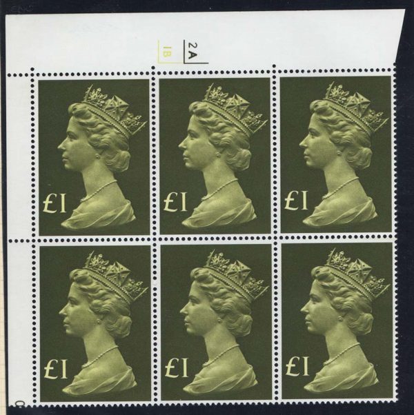 GB 1977 Machin £1 cyl 2A1B no dot corner block of 6 um sg1026